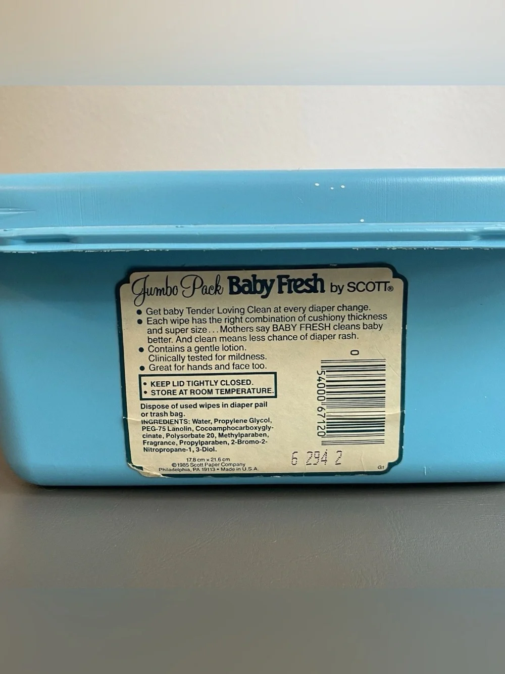 Vintage 1980s Scott Baby Fresh 120 Wipes Jumbo Pack Blue Plastic Container Prop